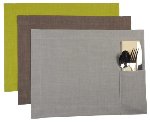placemat with napkin bag in bala